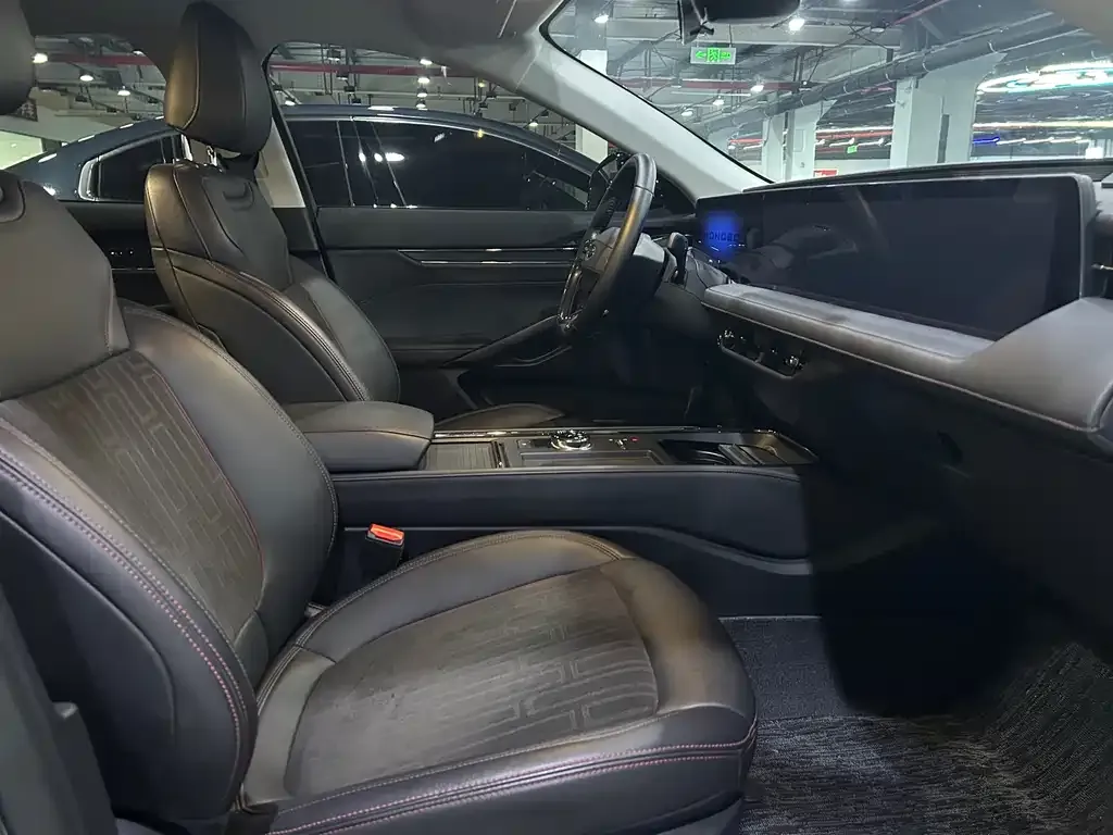 Ford Mondeo 2023 из CN, фото 4