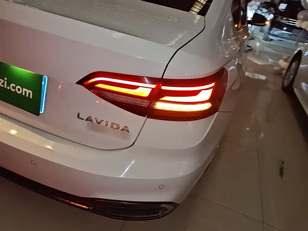 Volkswagen Lavida 2024 из CN, фото 8