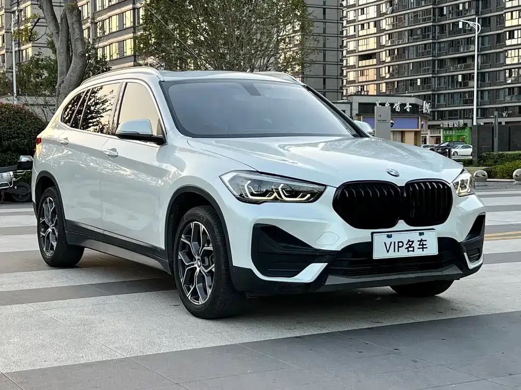 BMW X1 2021 из CN, фото 3