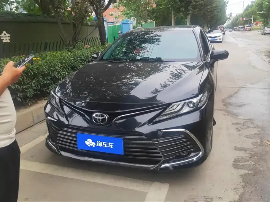 Toyota Camry 2021 из CN, фото 2