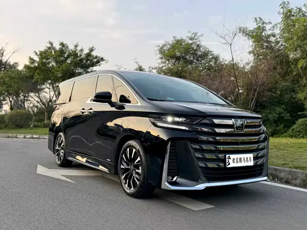Toyota Vellfire 2025 из CN, фото 1