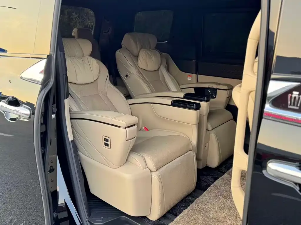 Toyota Vellfire 2025 из CN, фото 6