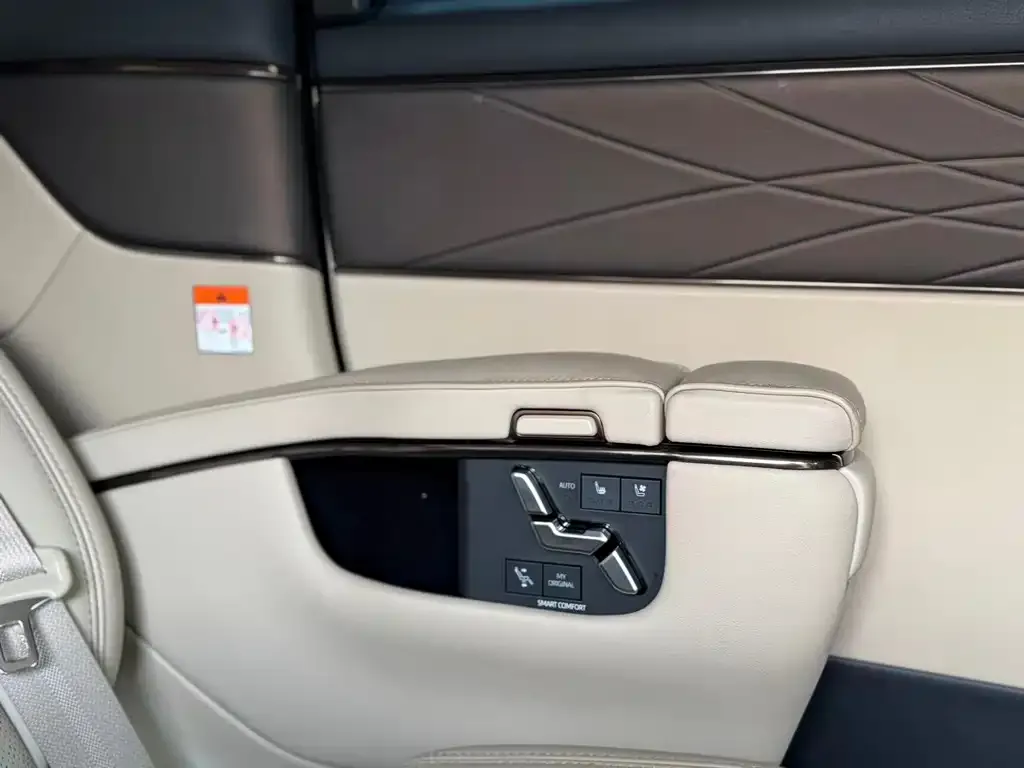 Toyota Vellfire 2025 из CN, фото 7