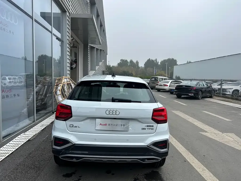 Audi Q2L 2024 из CN, фото 2