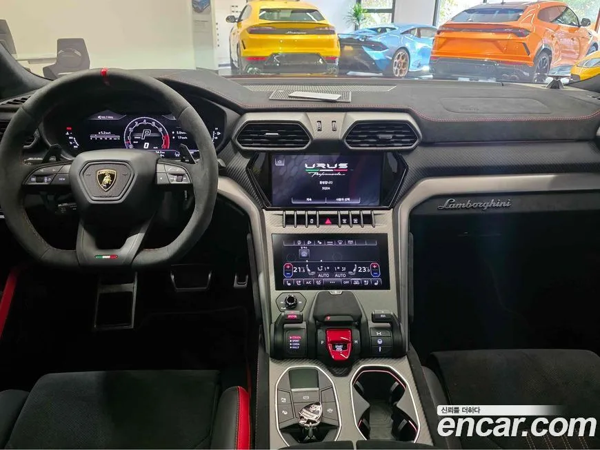 Lamborghini Urus 2023 из KR, фото 4