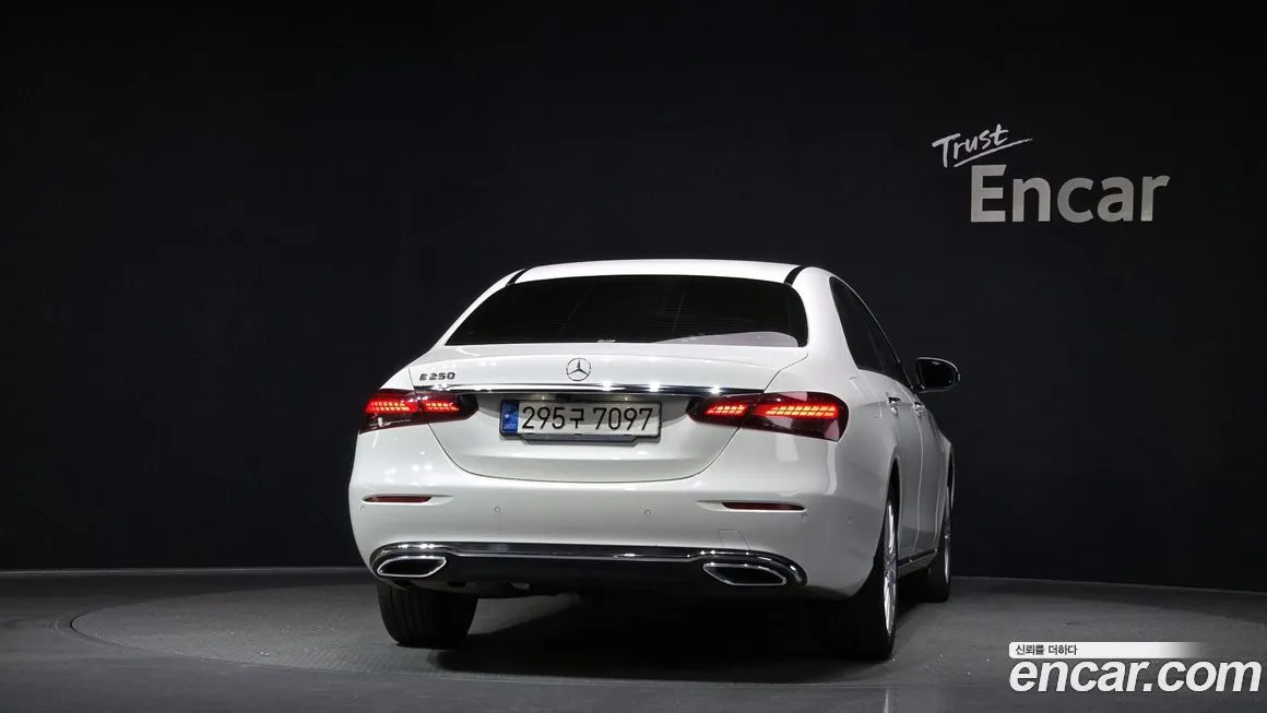 Mercedes-Benz E-Class 2021 из KR, фото 4