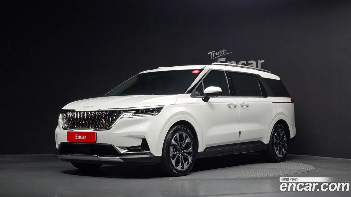 Kia Carnival 2023 из KR, фото 1
