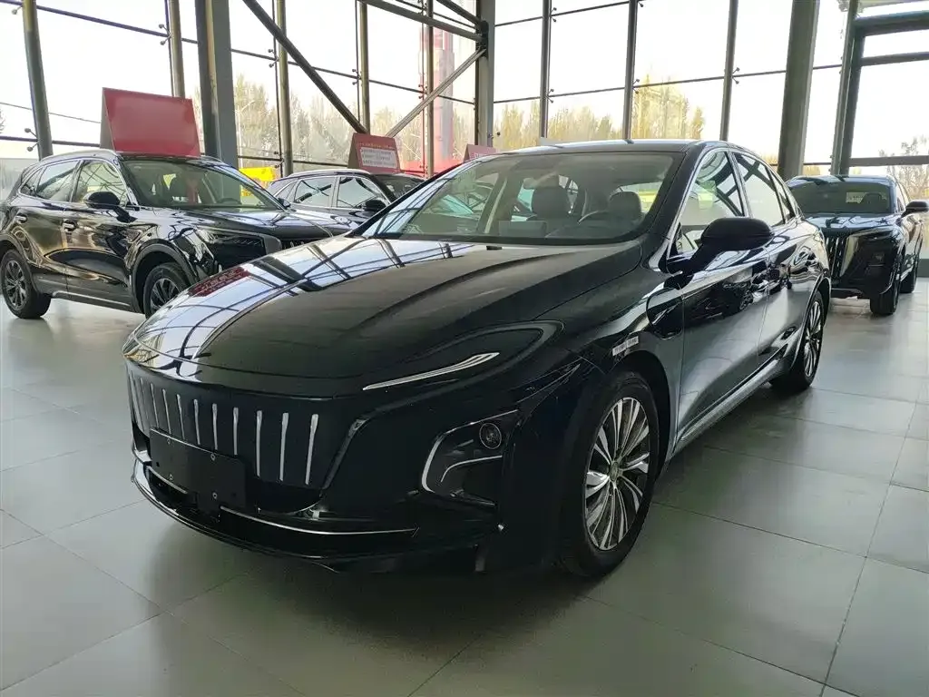 Hongqi E-QM5 2024 из CN, фото 2