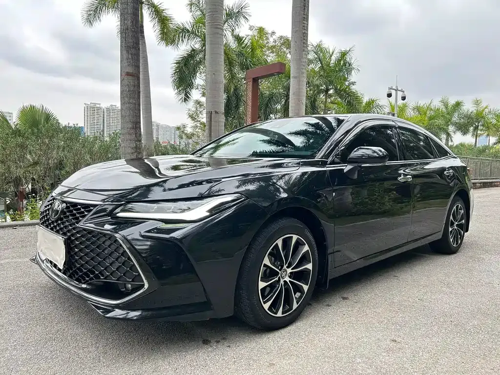Toyota Avalon 2023 из CN, фото 3