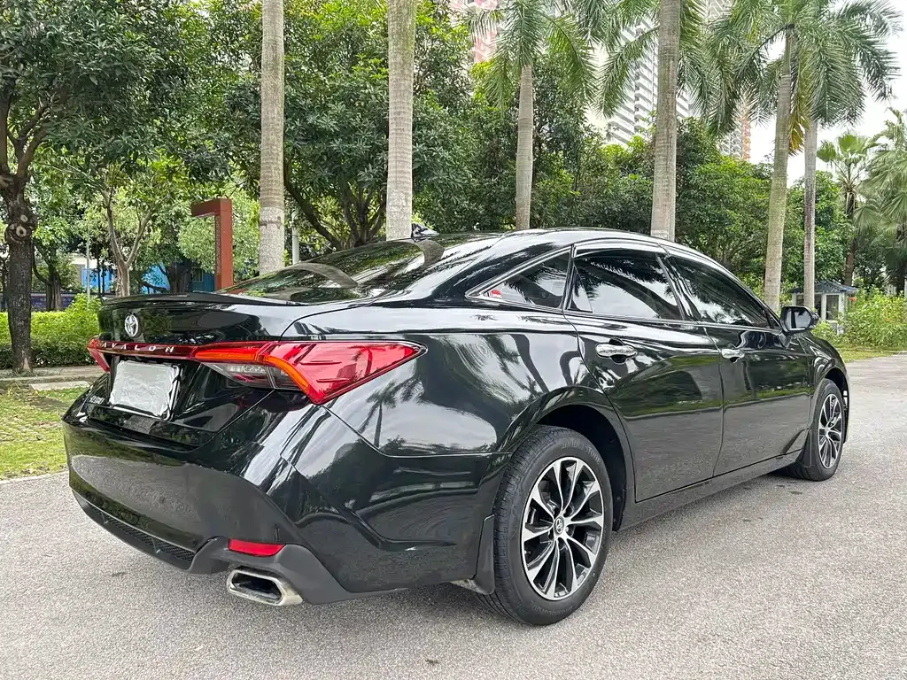 Toyota Avalon 2023 из CN, фото 4