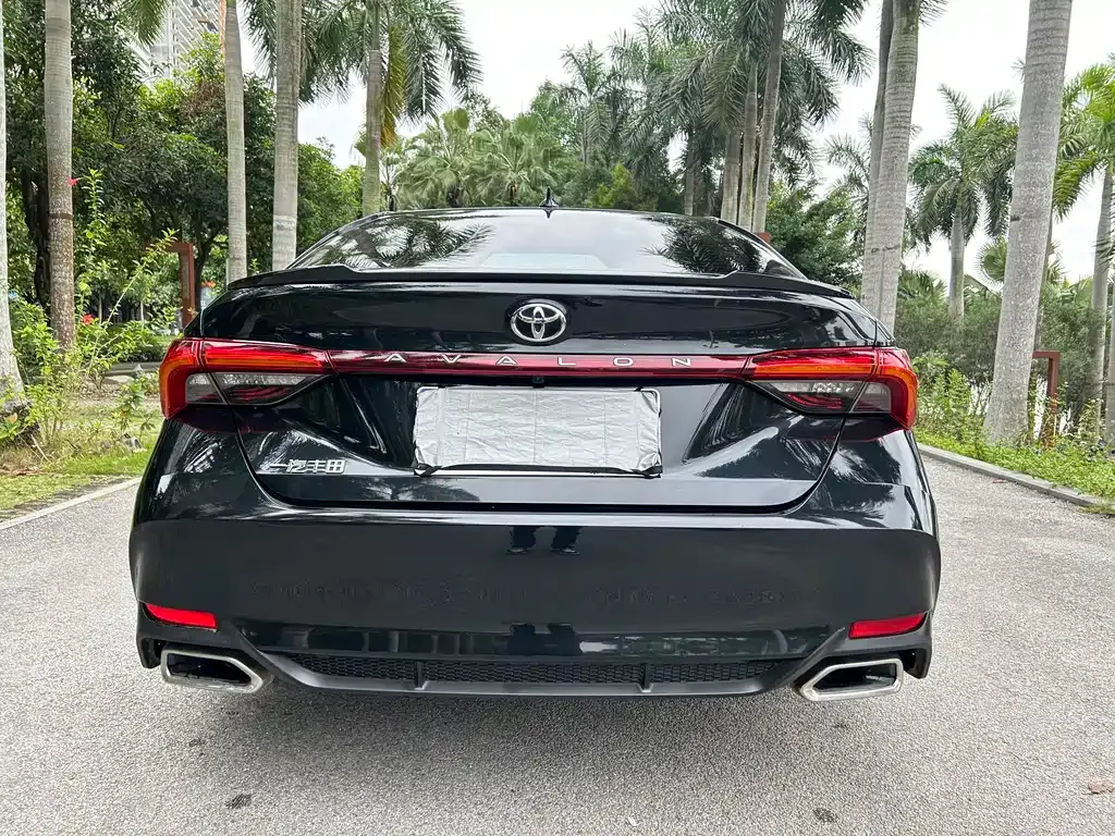 Toyota Avalon 2023 из CN, фото 5