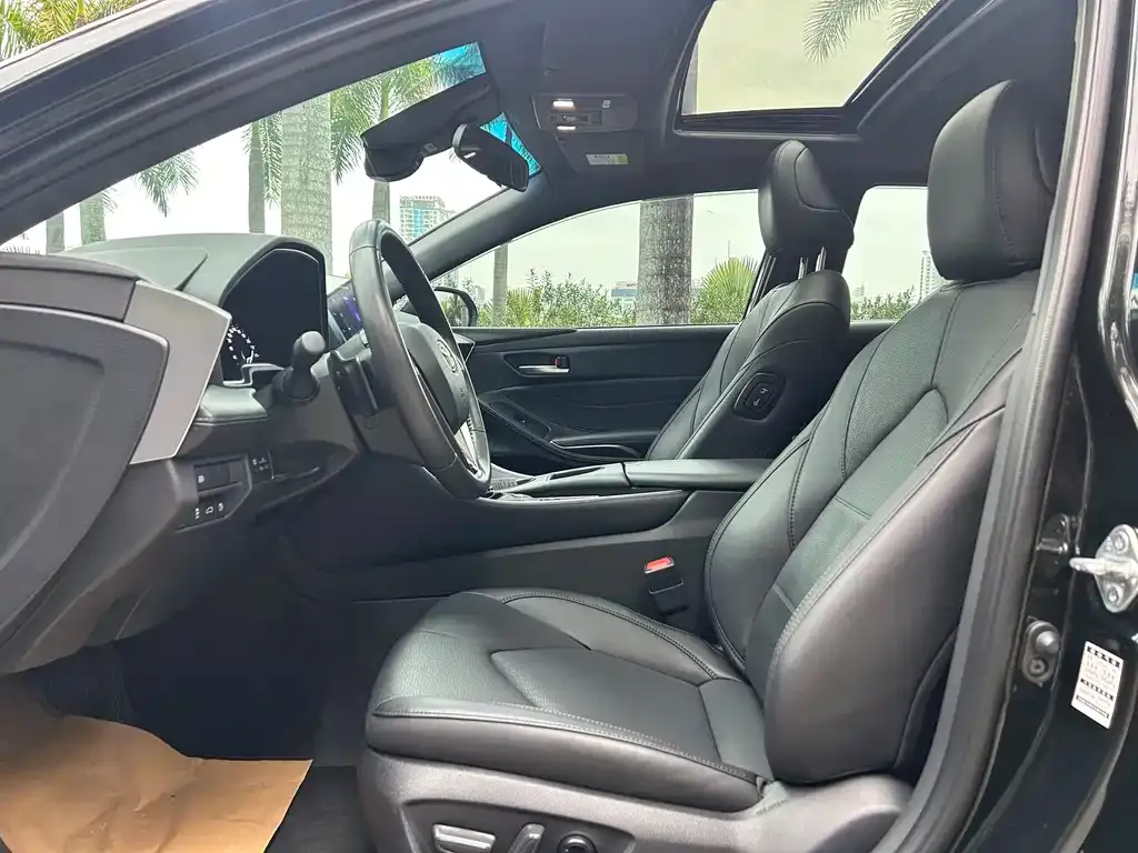 Toyota Avalon 2023 из CN, фото 8