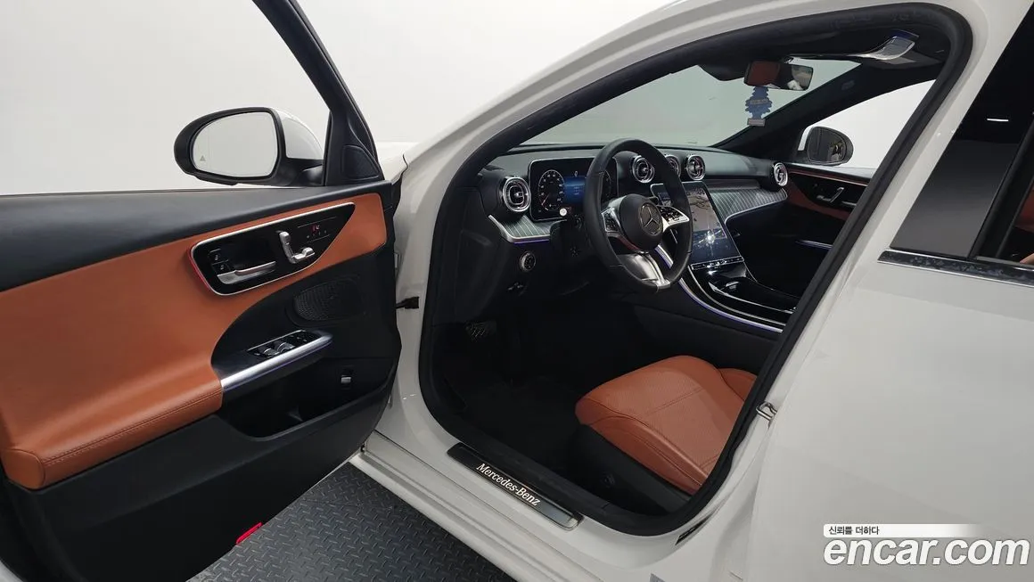 Mercedes-Benz C-Class 2023 из KR, фото 10