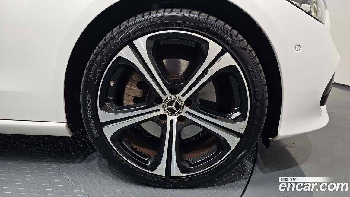 Mercedes-Benz C-Class 2023 из KR, фото 5