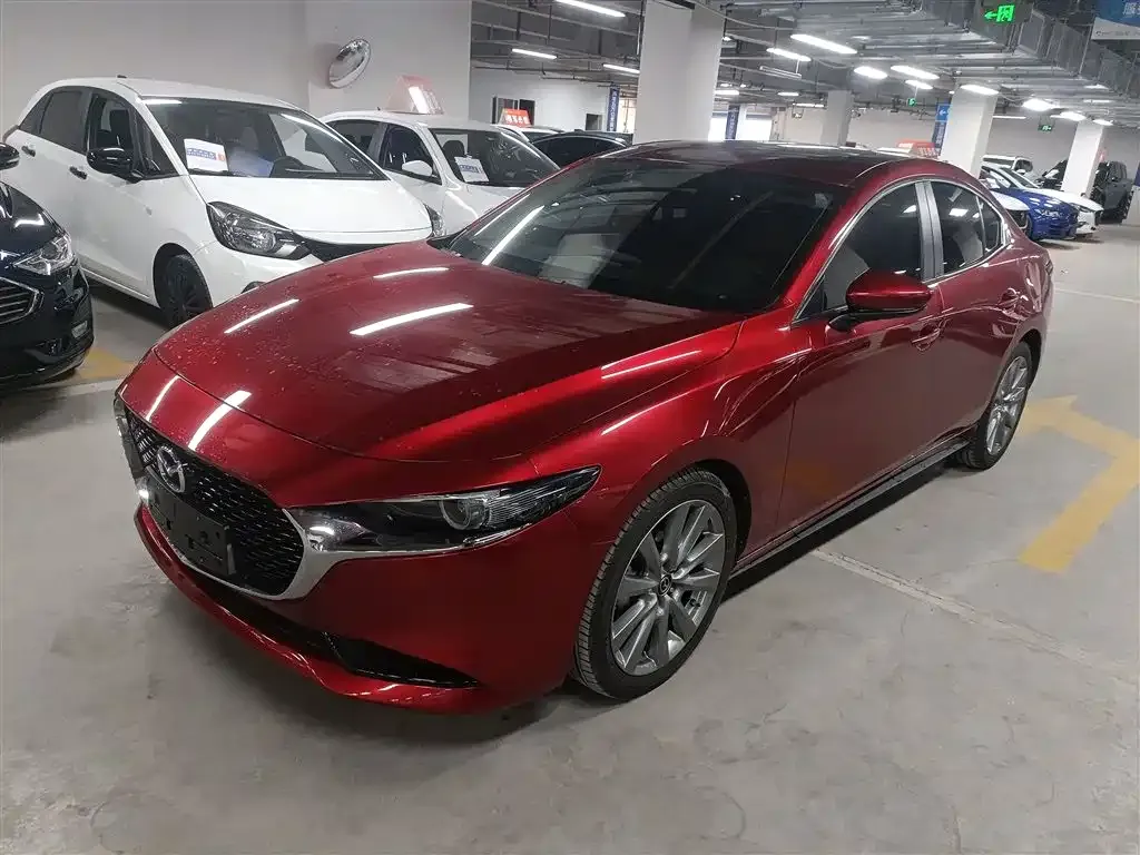 Mazda 3 Axela 2022 из CN, фото 2
