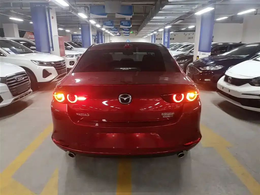 Mazda 3 Axela 2022 из CN, фото 6