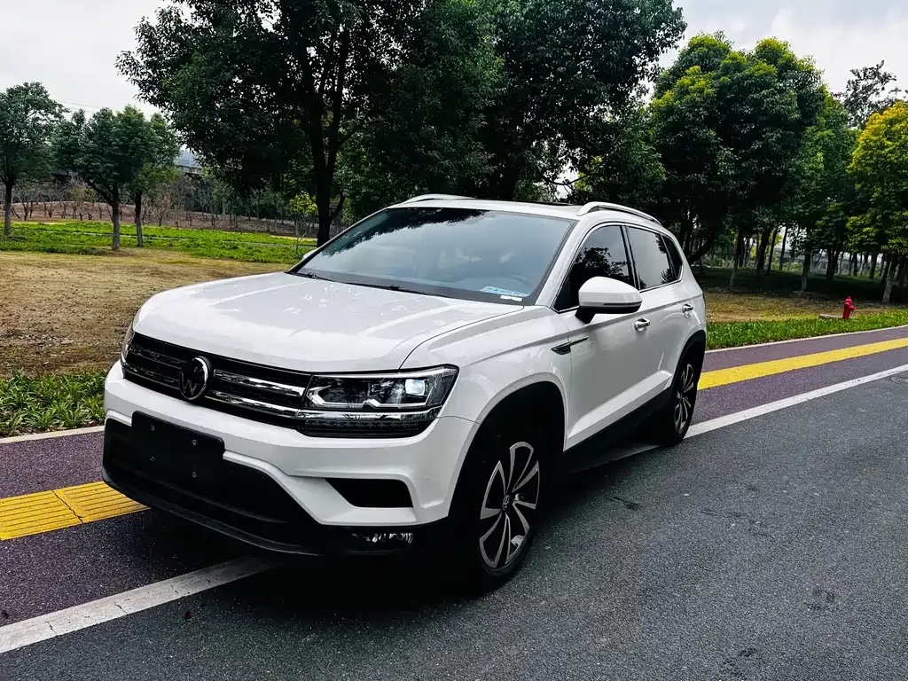 Volkswagen Tharu 2023 из CN, фото 1