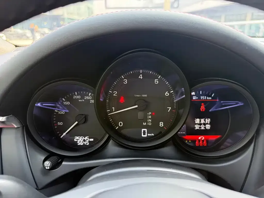 Porsche Macan 2023 из CN, фото 10