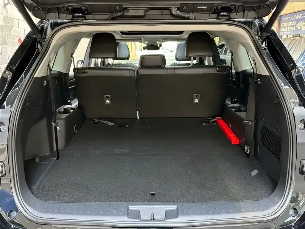 Toyota Highlander 2024 из CN, фото 8