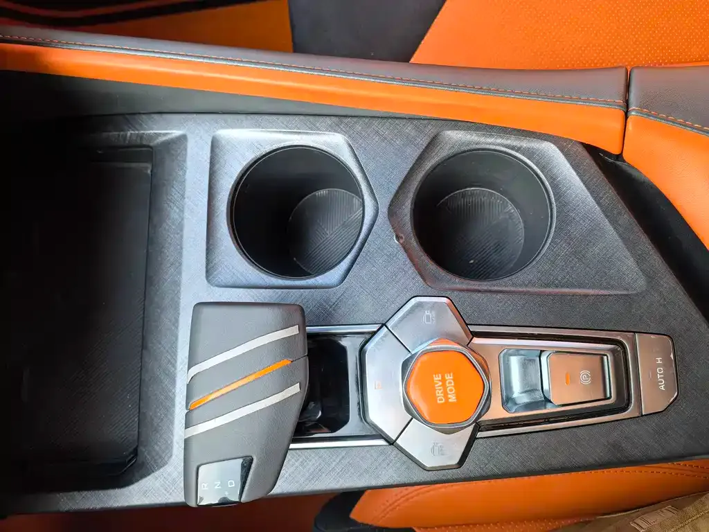 Changan UNI-V 2024 из CN, фото 10