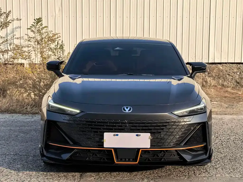 Changan UNI-V 2024 из CN, фото 2