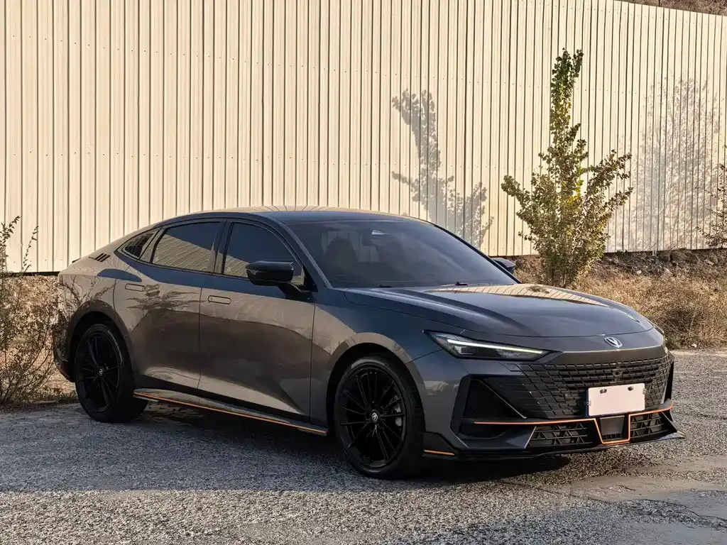 Changan UNI-V 2024 из CN, фото 3