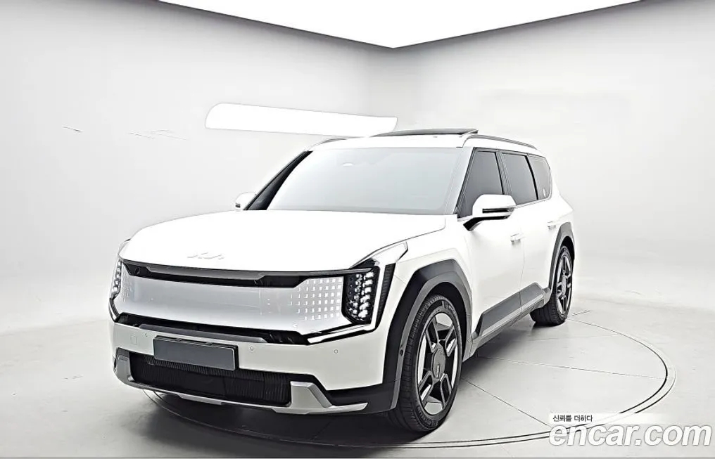 Kia EV9 2024 из KR, фото 1