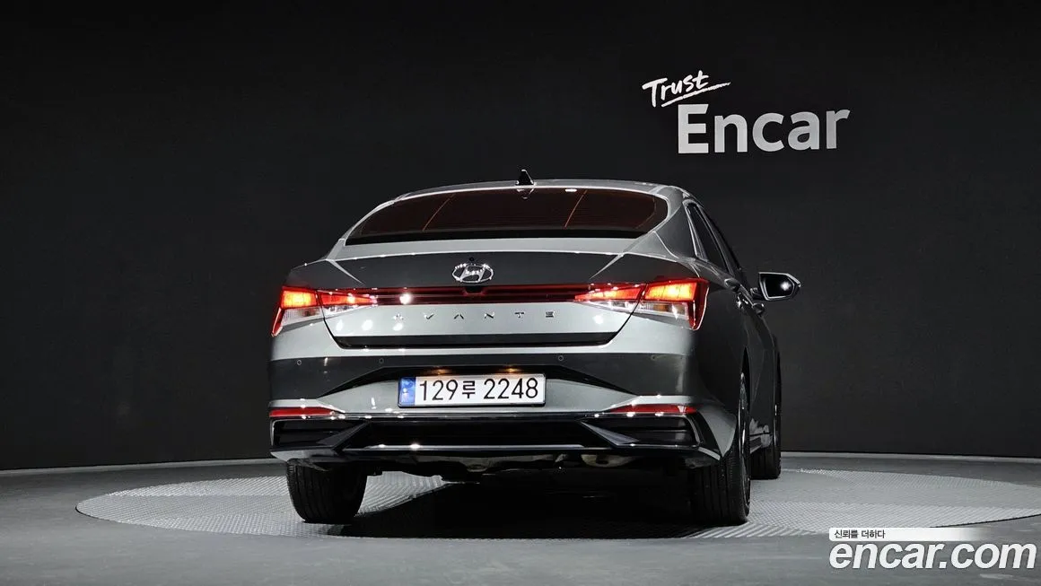 Hyundai AVANTE — фото 4
