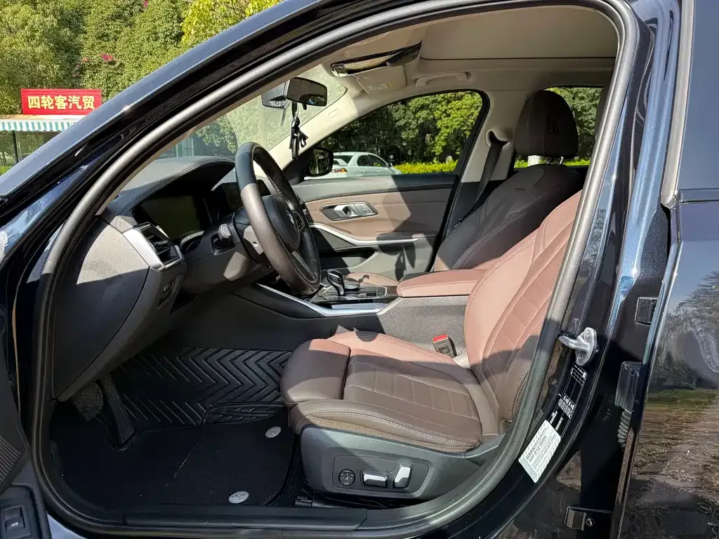 BMW 3 Series 2021 из CN, фото 4