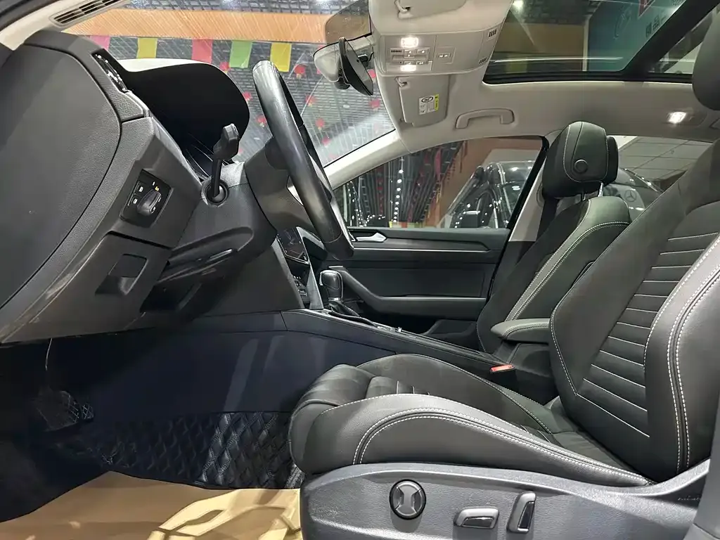 Volkswagen Magotan 2022 из CN, фото 7