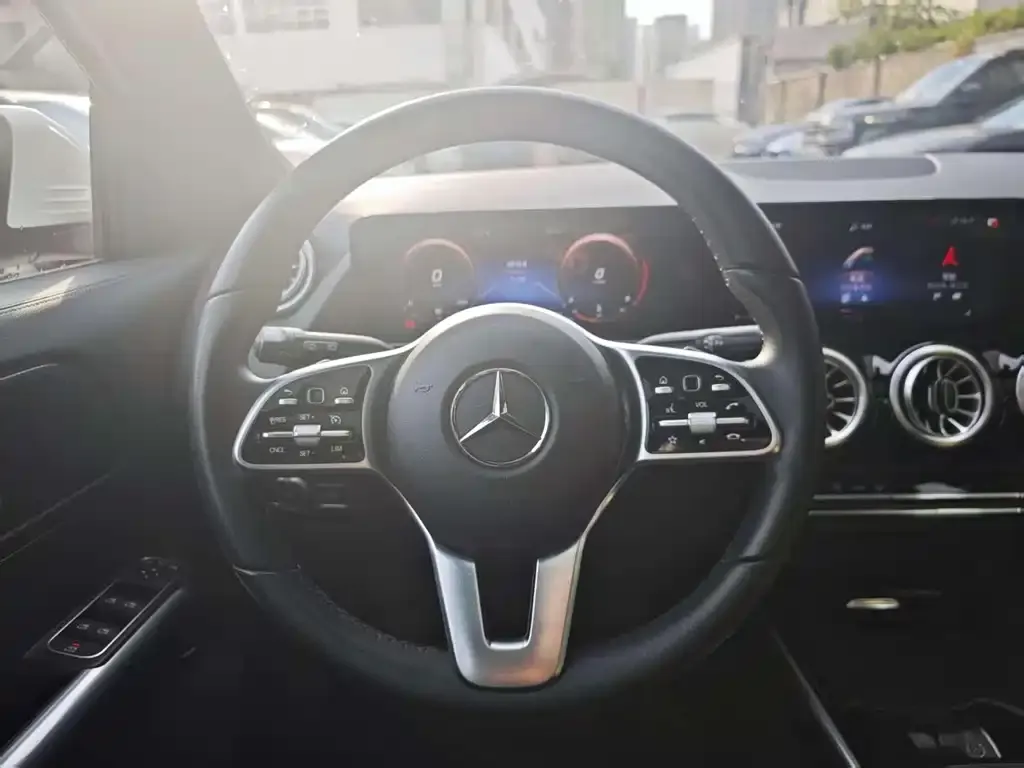 Mercedes-Benz GLA 2023 из CN, фото 10