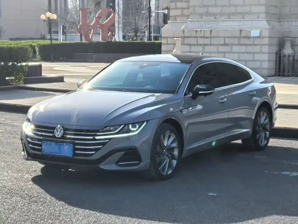 Volkswagen CC 2024 из CN, фото 1