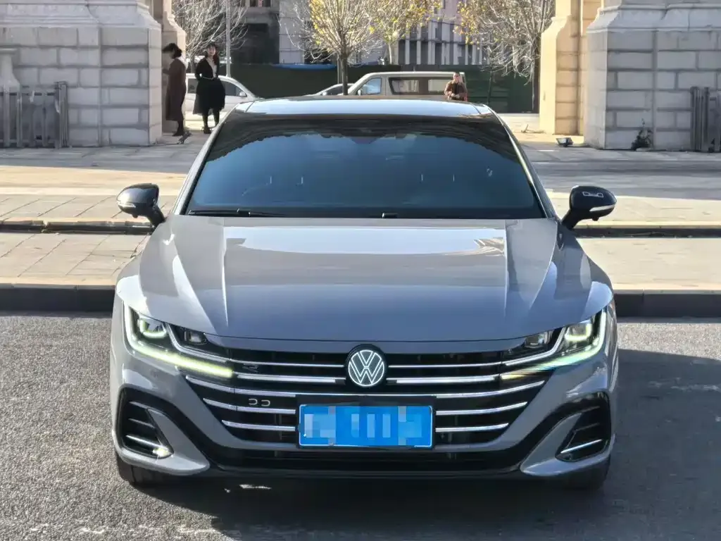 Volkswagen CC 2024 из CN, фото 2