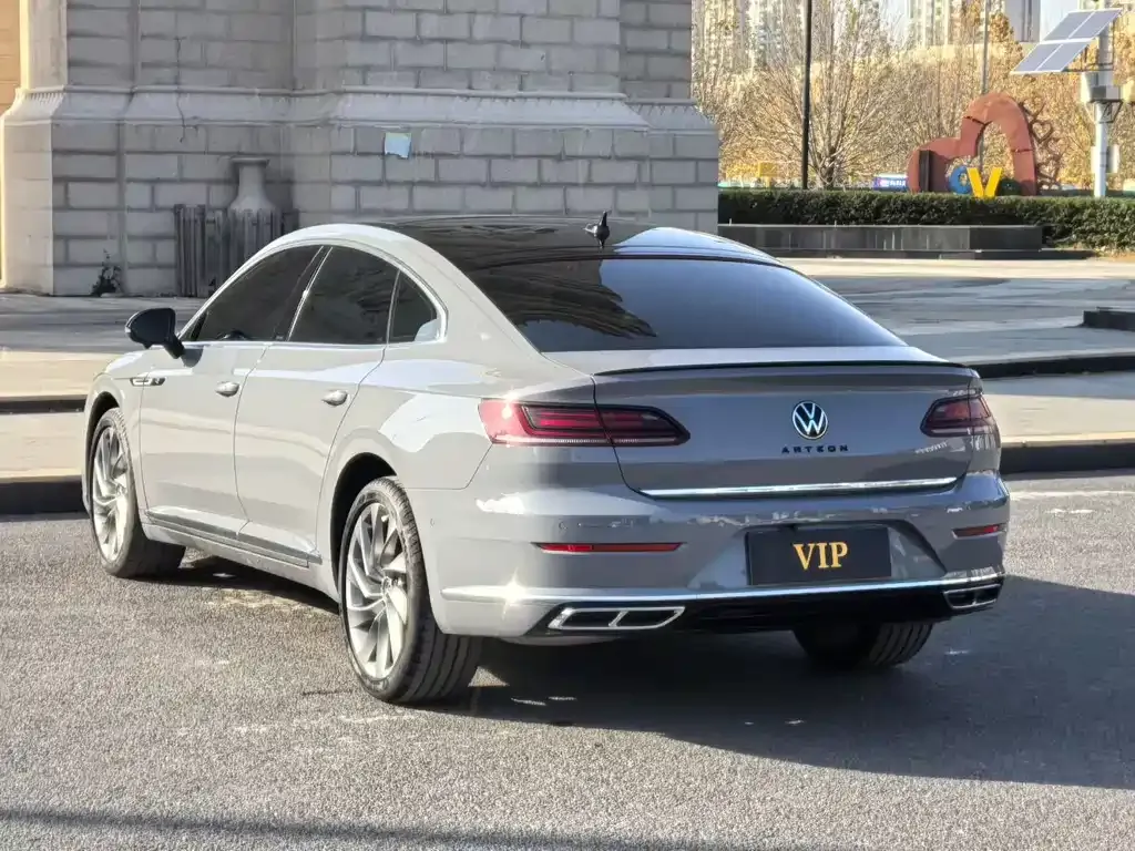 Volkswagen CC 2024 из CN, фото 9