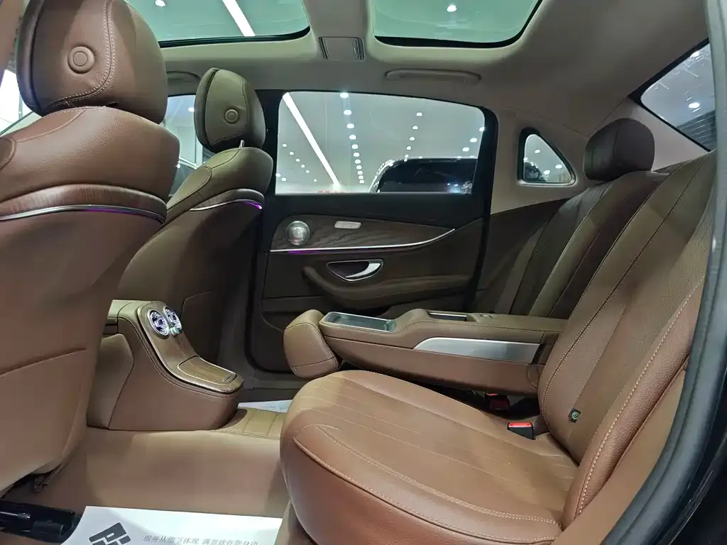 Mercedes-Benz E-Class 2023 из CN, фото 7