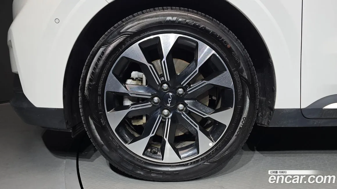 Kia Carnival 2023 из KR, фото 5