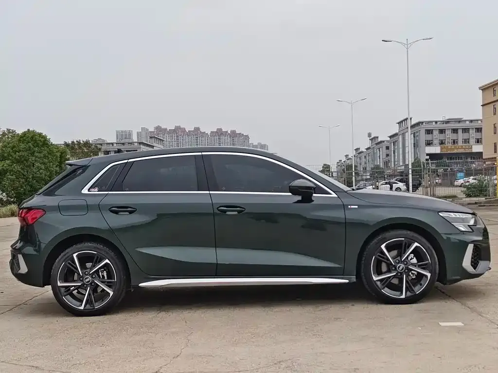 Audi A3 2023 из CN, фото 7