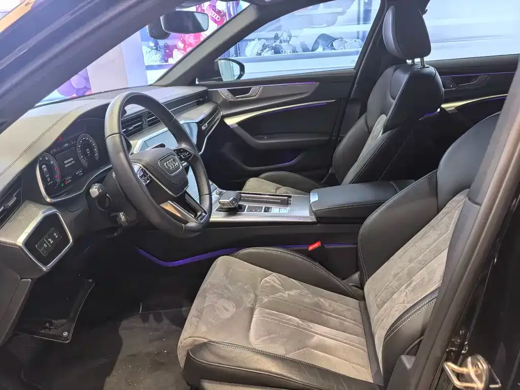 Audi A6L 2025 из CN, фото 8