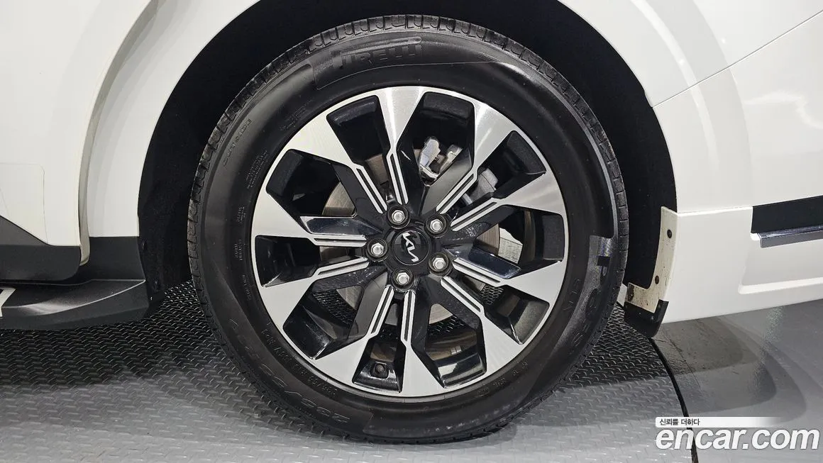 Kia Carnival 2023 из KR, фото 5