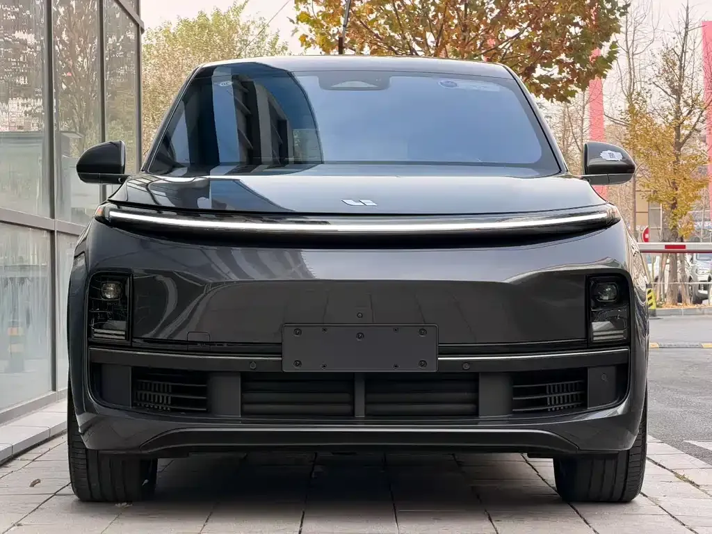 Li Auto L8 2024 из CN, фото 2