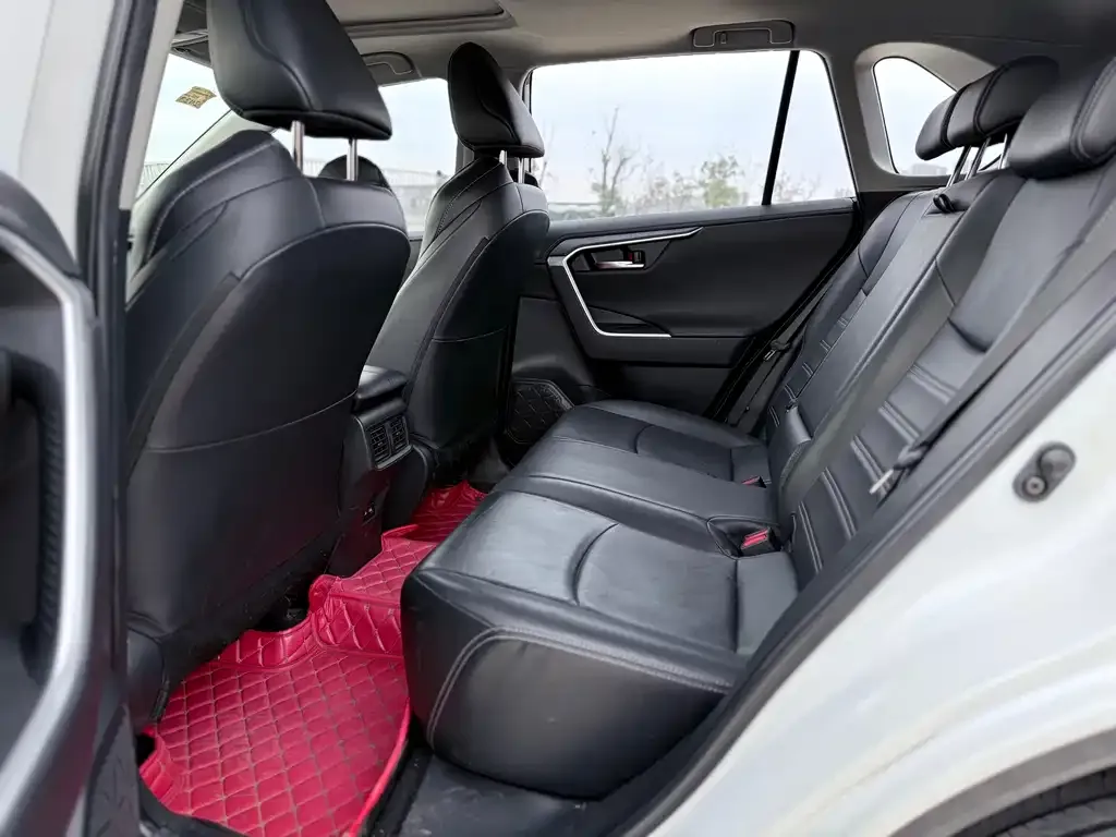 Toyota Wildlander 2025 из CN, фото 5
