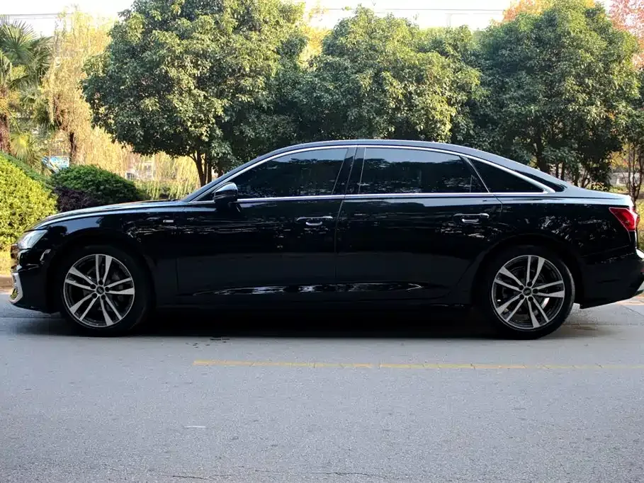 Audi A6L — фото 4