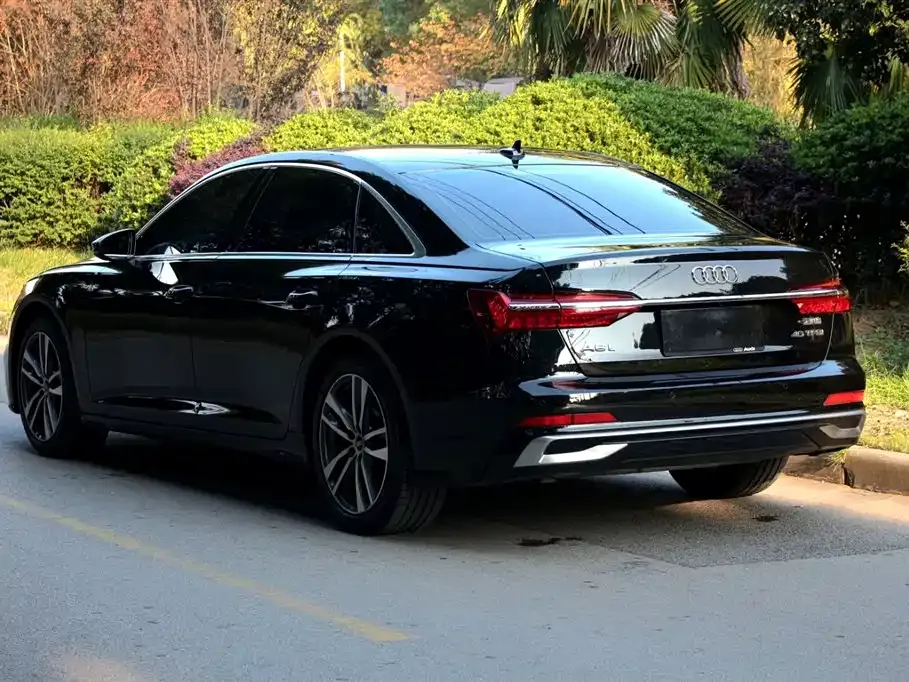 Audi A6L — фото 5