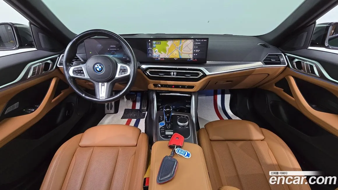 BMW i4 — фото 7