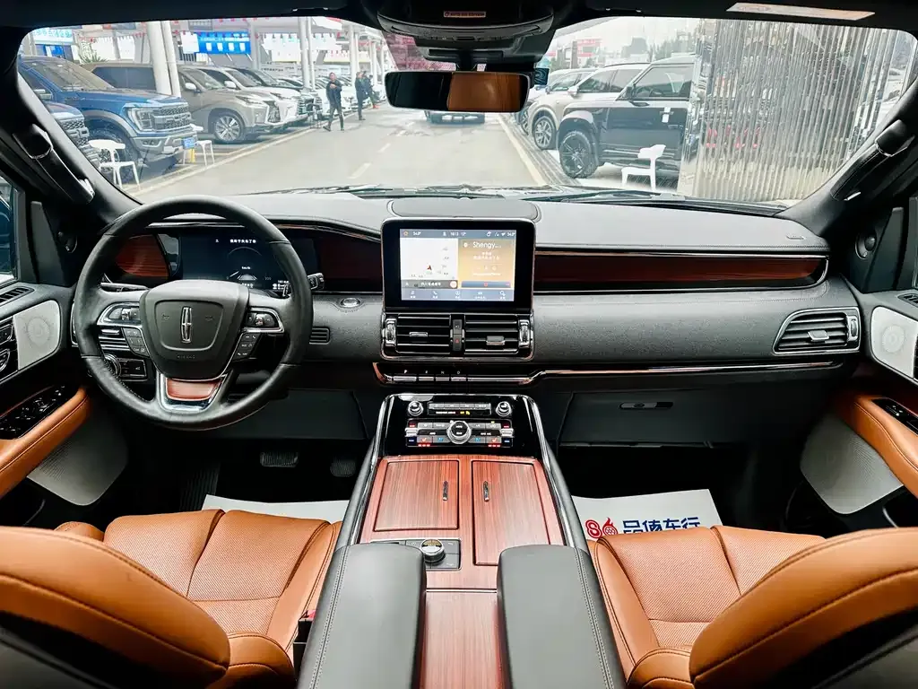 Lincoln Navigator 2021 из CN, фото 6
