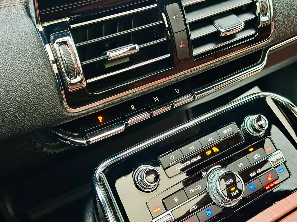 Lincoln Navigator 2021 из CN, фото 9