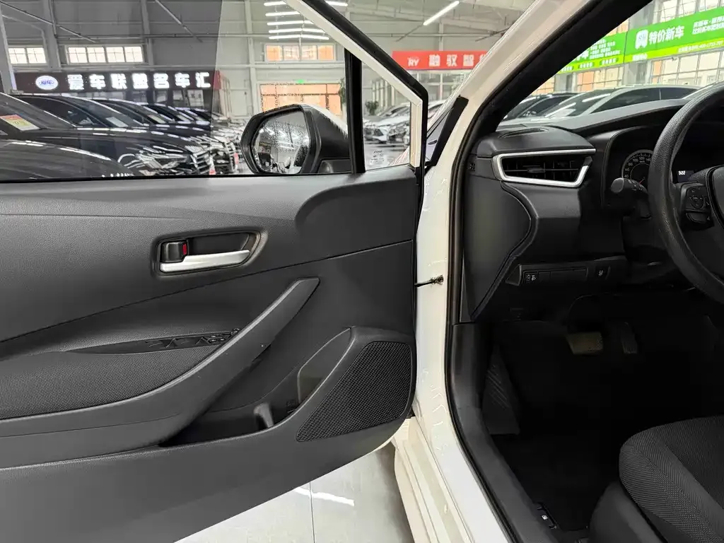 Toyota Levin 2023 из CN, фото 9