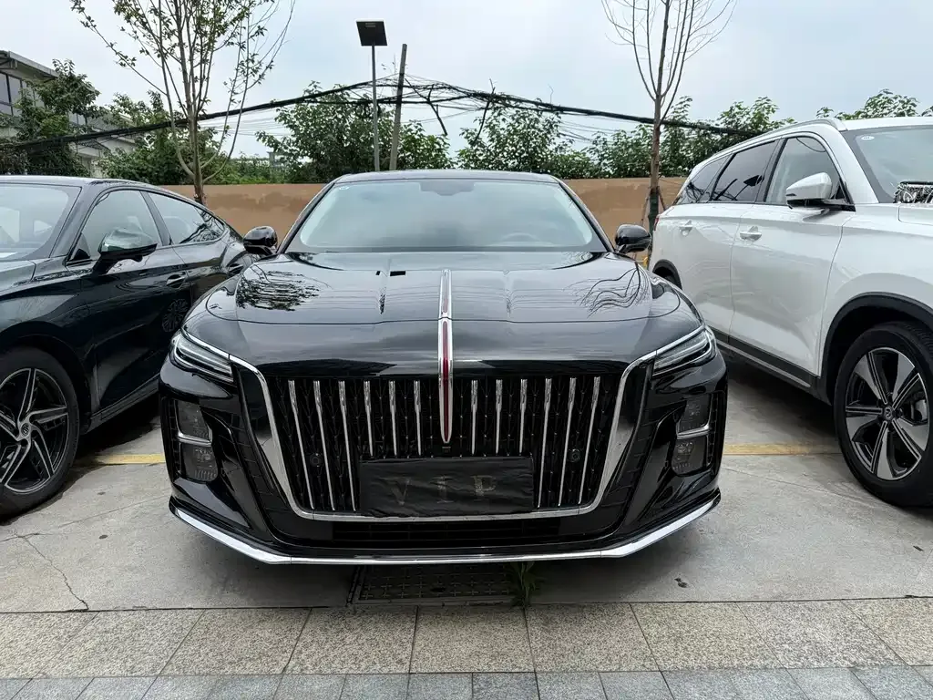Hongqi H5 — фото 2
