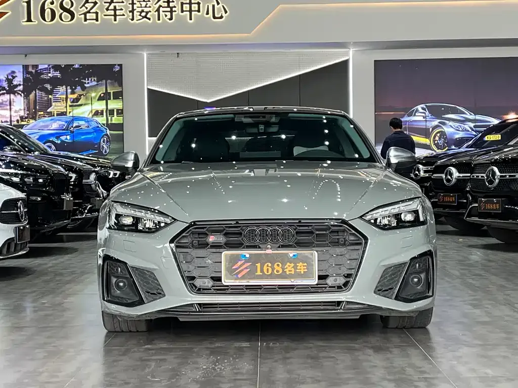 Audi A5 (Import) — фото 2