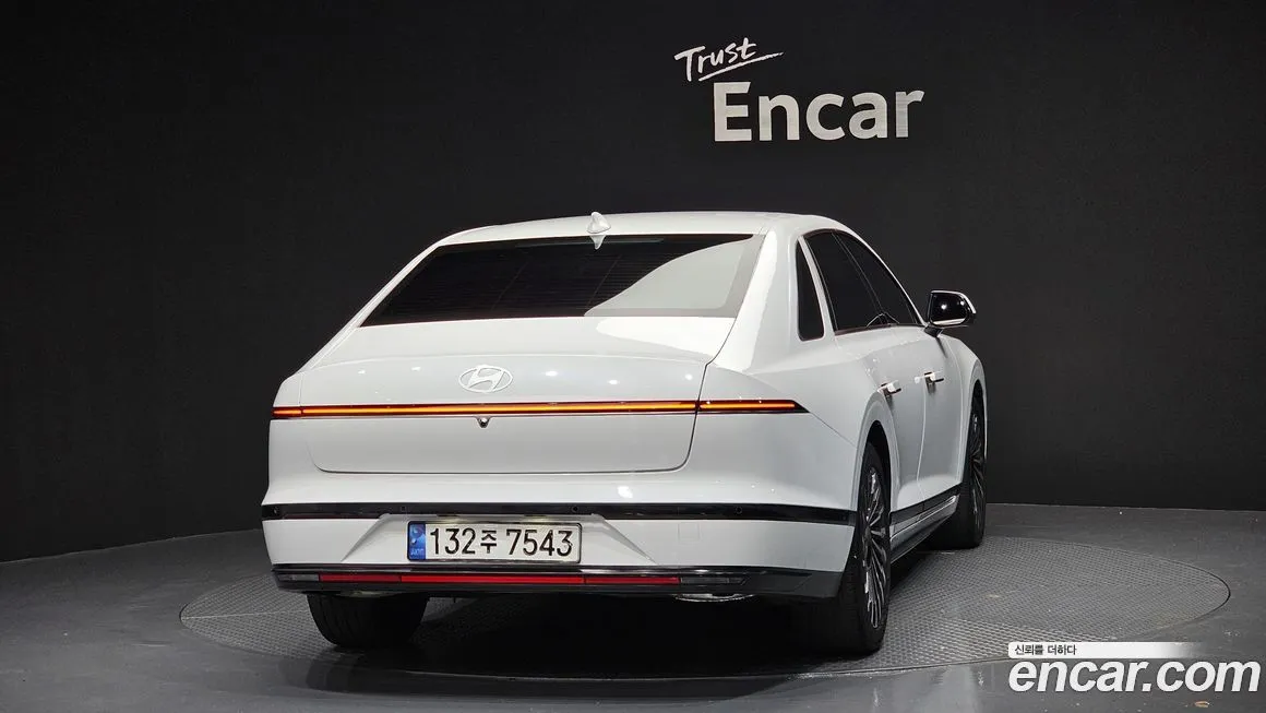 Hyundai Grandeur 2023 из KR, фото 4